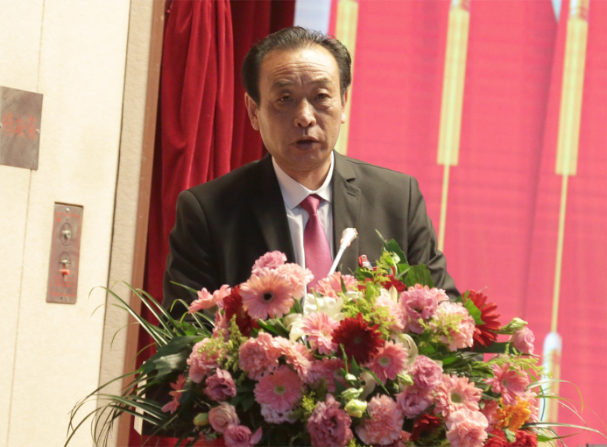 乐鱼直播官网_乐鱼(中国)官方第一届党委班子选举大会---乐鱼直播官网_乐鱼(中国)官方实业集团党委常委、纪委副书记郑军同志作纪委工作报告